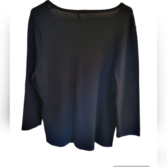 ⭐️Cyrus Black Sweater - Picture 2 of 6